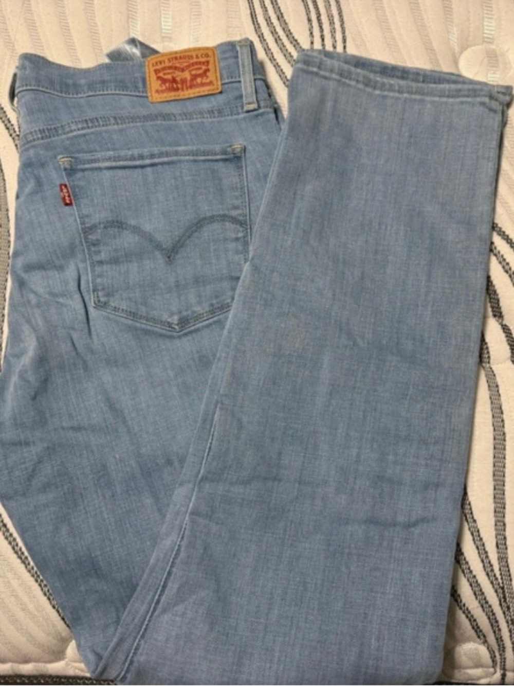 Levi jeans